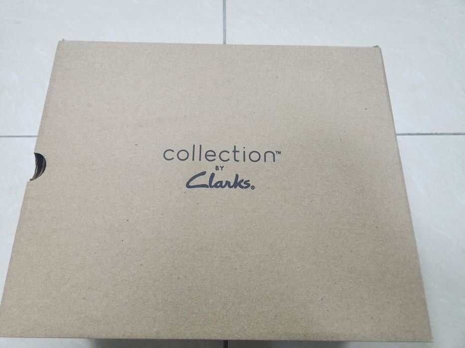 Продам зимнюю обувь Clarks