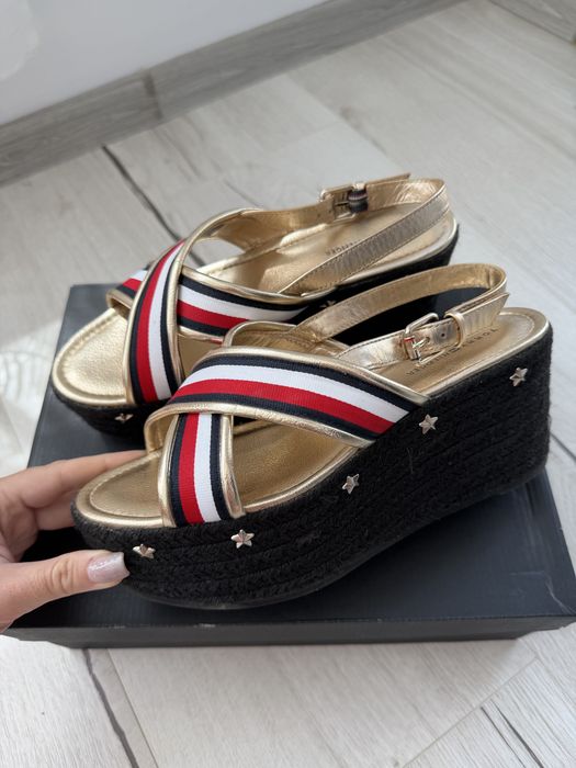 Сандали Tommy Hilfiger