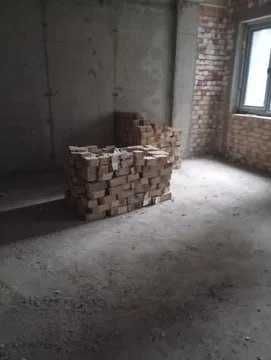 *Binkat ул.Шота Руставелли,Центр 3ком квартира.Коробка 66м2.Инвестиция