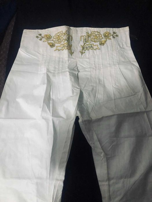 Автентични носии