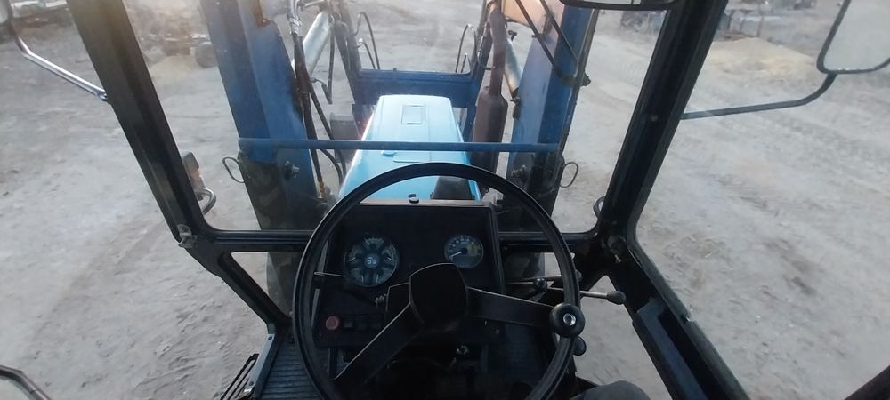 Продам трактор Беларусь мтз 82 с куном  погрузчик