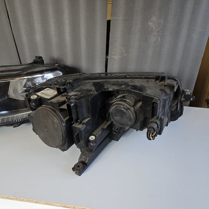 Оригинален Ляв фар за Vw Tiguan 16-20.
