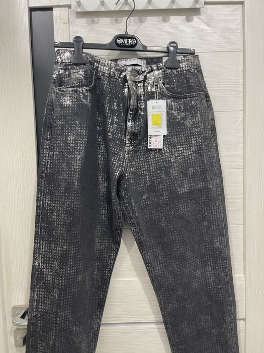 Джинсы с люрексом