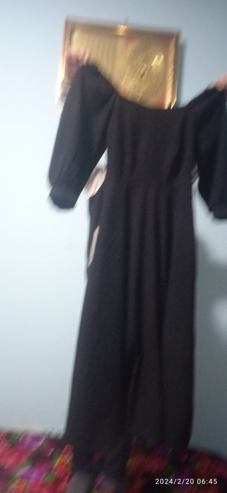 черная платья вилюривый