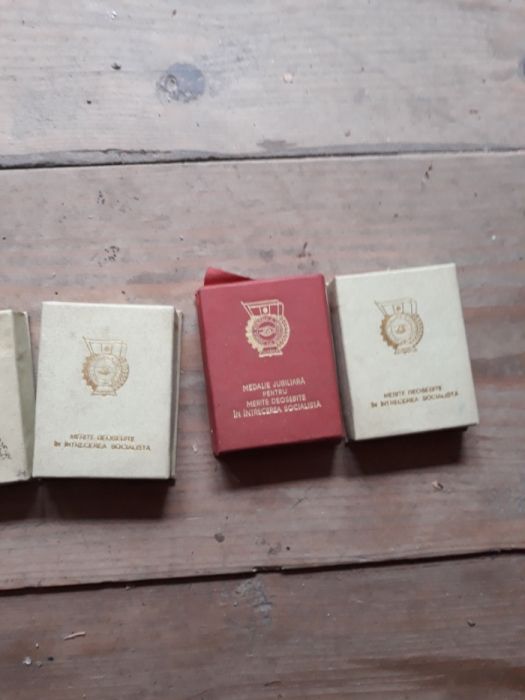 "Medalie jubiliara pentru merite deosebite în intrecerea socialistă "