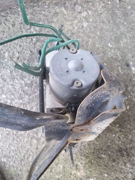 Pompa ABS cod: 0273004227 pentru Opel Corsa C 1.2B din 2001