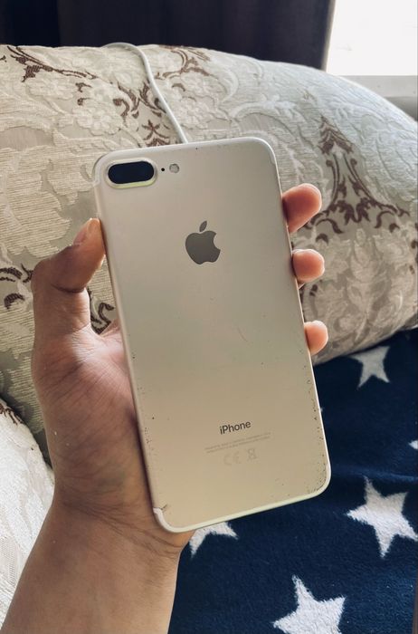 iphone 7+  32гб