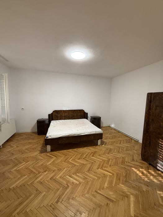 Proprietar inchireliez casa pe str Suceava