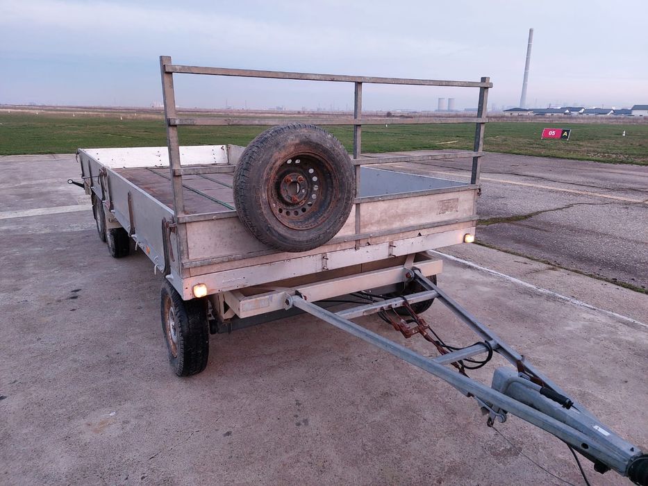 Vand  remorca 3500 kg (3,5t) 3 axe 3900 euro (apicola 4900 euro)