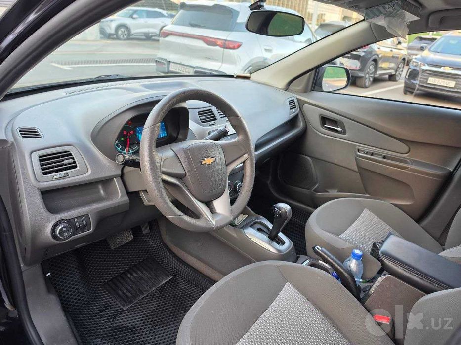 CHevrolet cobalt 2023