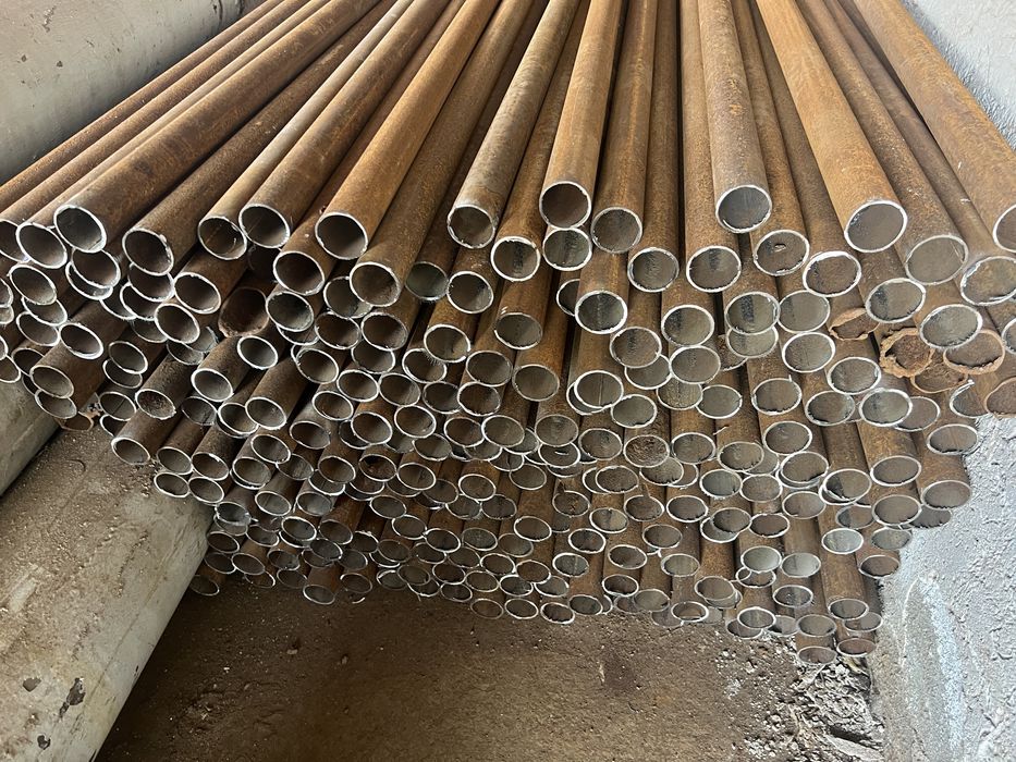 Трубы на стойки ограждения Қада сетқаға