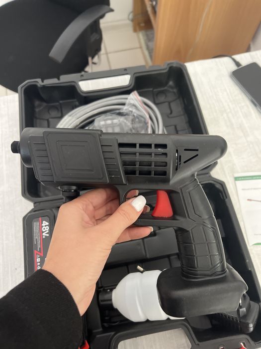 Акумулаторна водоструйка ново съсъояние