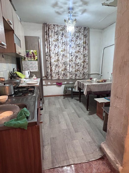 Продам дом в районе апреля