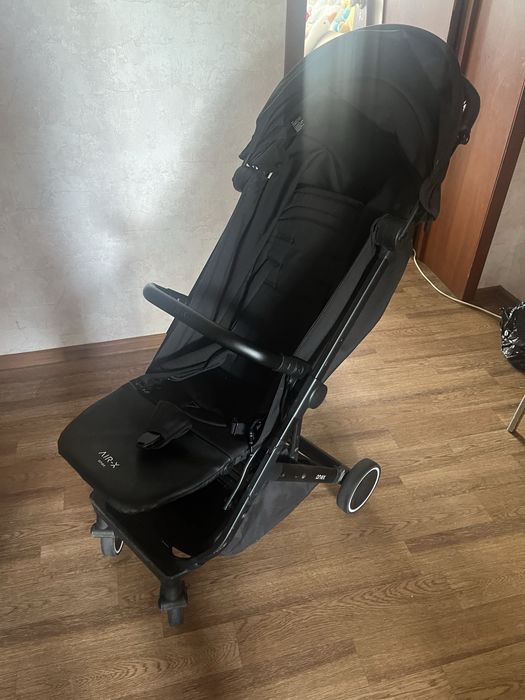 Продам летнюю коляску Anex