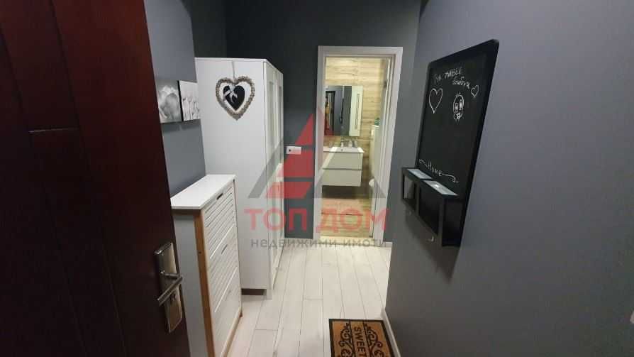 Дава се под наем Тристаен апартамент в Варна, Център - 84 кв.м за 1632 € - Снимка #13