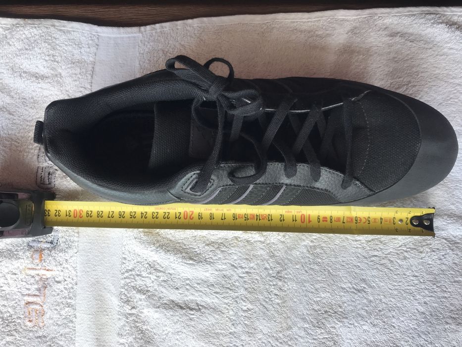 Продам кроссовки  аdidas