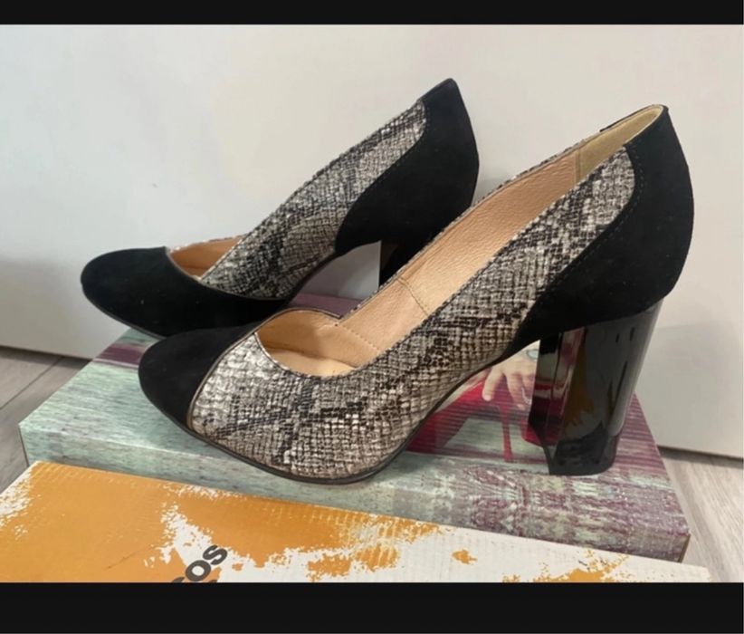 Pantofi din piele cu toc