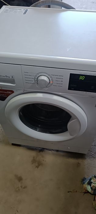 Продается стиралка автомат инвертер
