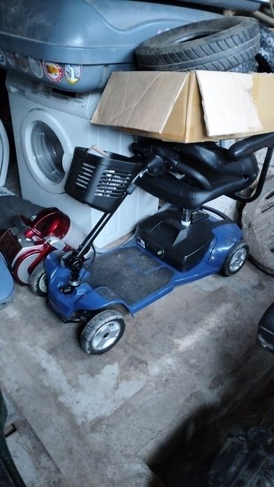 Продавам четериколки