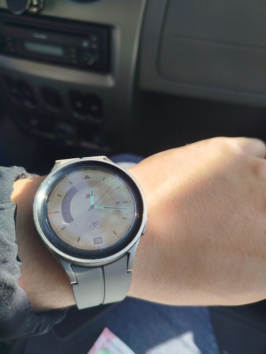 Продам смарт часы Samsung Galaxy Watch 5 Pro 45 mm