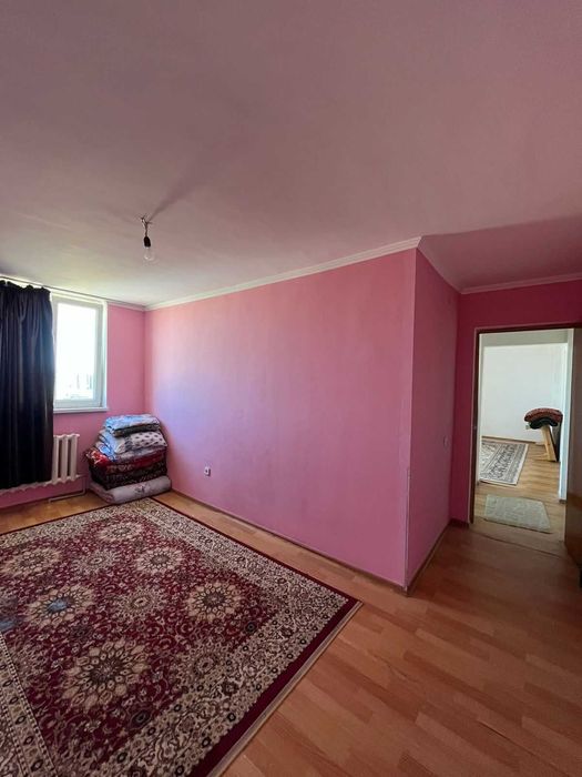 Продаётся самая дешёвая 3-комнатная квартира на НУРСАТЕ. Этаж 8 из 9.