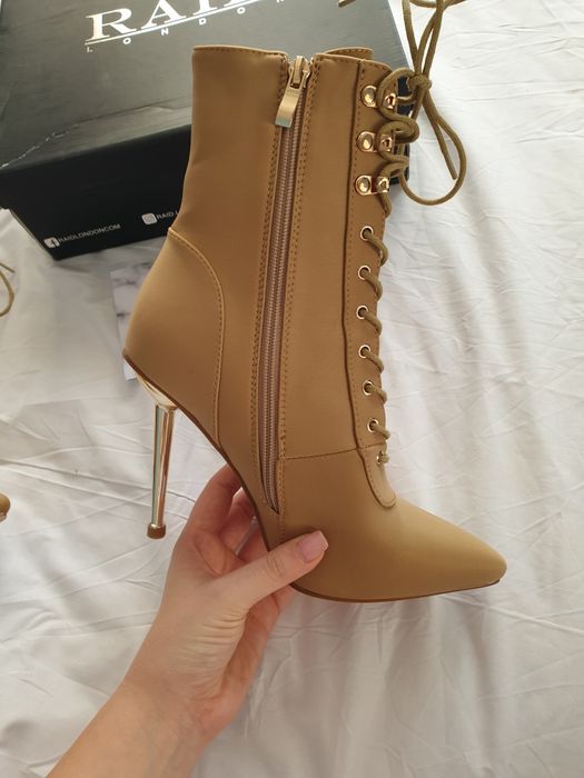 Botine Raid stil Kim Kardashian