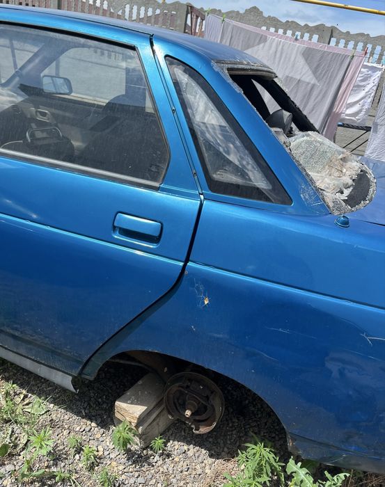 Автомобиль Ваз 2110