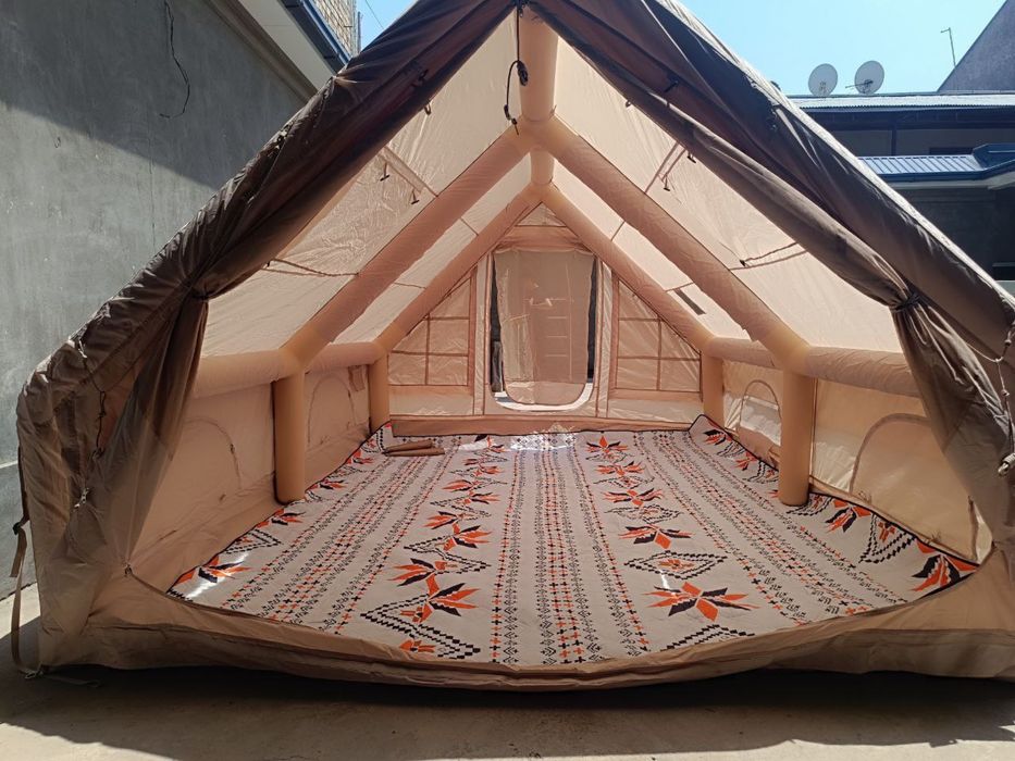 Надувная  Надувная Палатка кемпинговая Размеры: 300 × 400 × 200 см