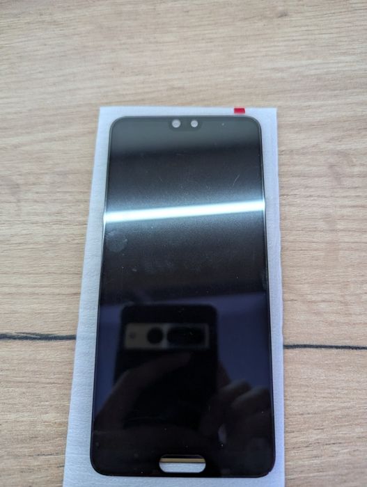 Запчасть Huawei p20(дисплей)