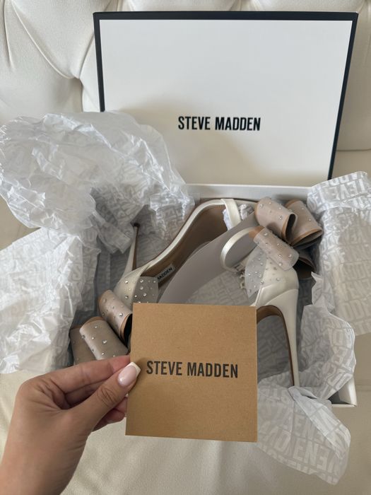 Бели токчета Steve Madden