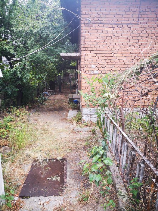 Къща с двор в Банско