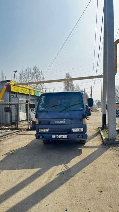 Mazda titan жүк көлігі