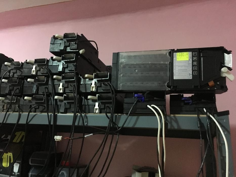 vindem sisteme de plata cititoare de bancnote, jetoniere, restiere