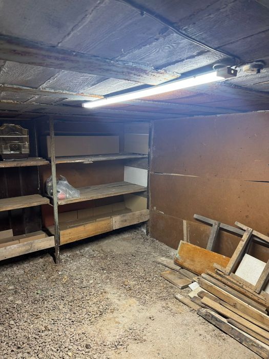 Продам гараж на 2 мкр