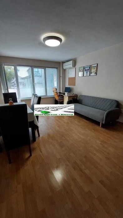 Дава се под наем Двустаен апартамент в Пловдив, Гагарин - 70 кв.м за 433.5 € - Снимка #3