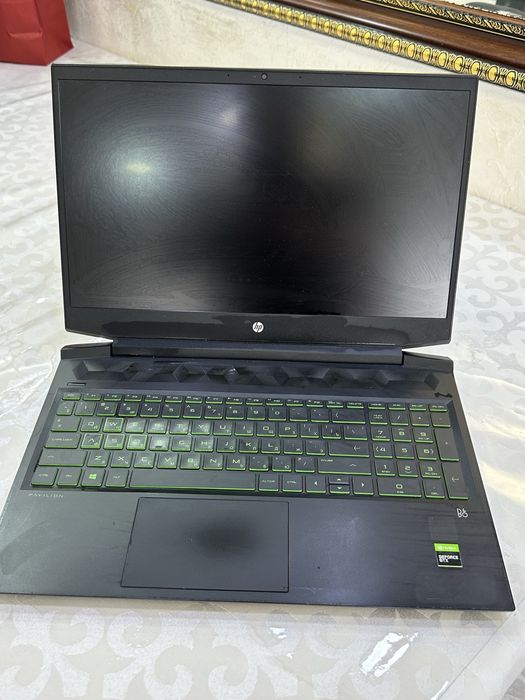 Продам игровой ноутбук HP PAVILION