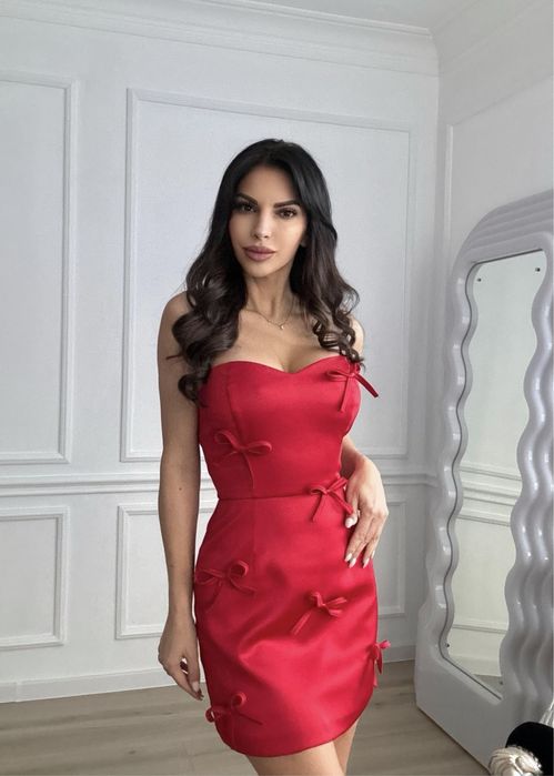 Дамска къса червена рокля