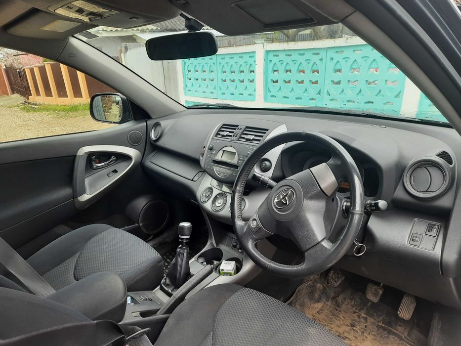 vand toyota rav4 2,2
