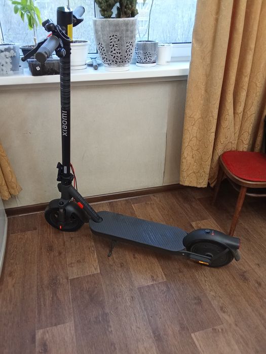 Электросамокат Xiaomi scooter Elite