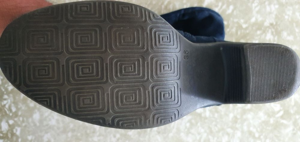 Cizme dama,piele intoarsa,masura 36.