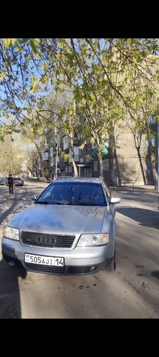 Срочно продам автомобиль универсал