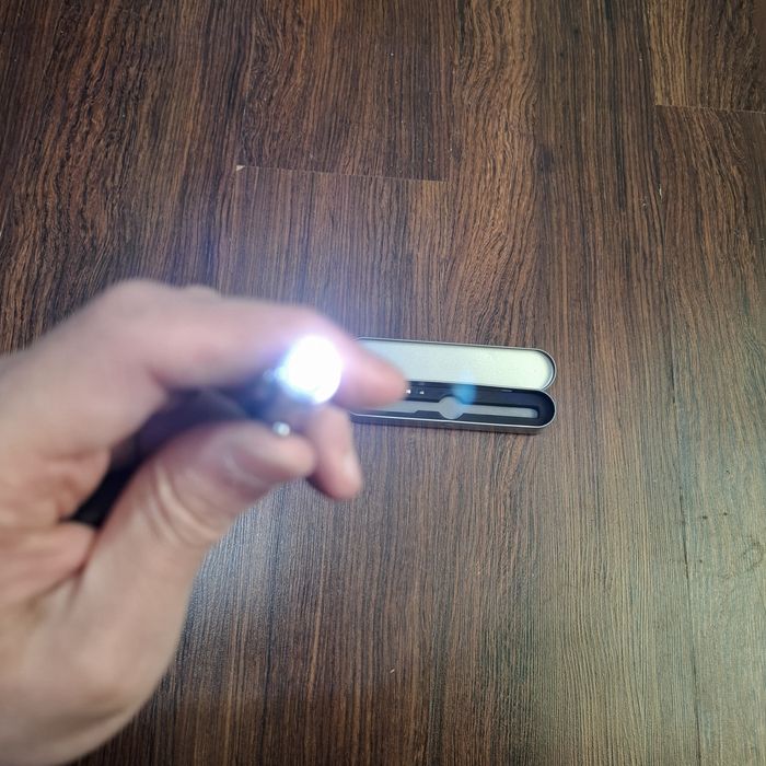 Указка лазерный.