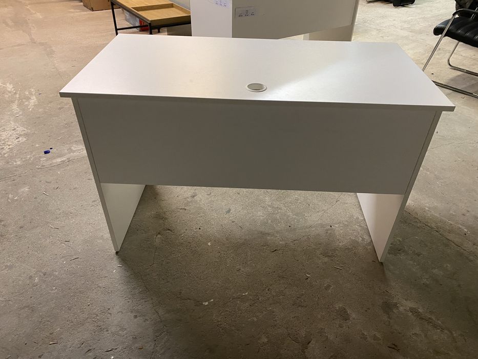 Birouri albe in stare perfecta