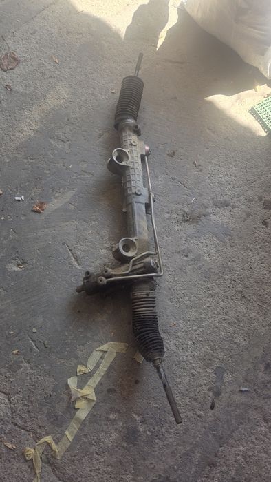 Vand caseta de direcție de Mercedes w211