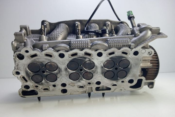 Chiulasa  completa stanga  4R8Q-6C064AG Land Rover Discovery a 3-a ge