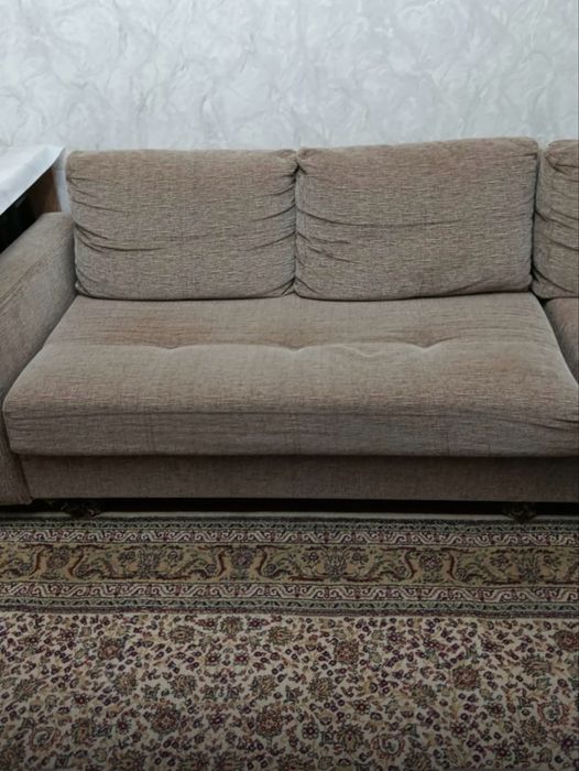 Продам диван в хорошем состоянии