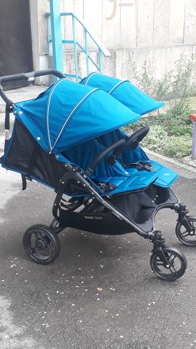 Продаю деткая коляска Valco Bebi