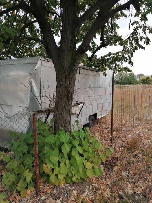 Фургон строителен, каравана