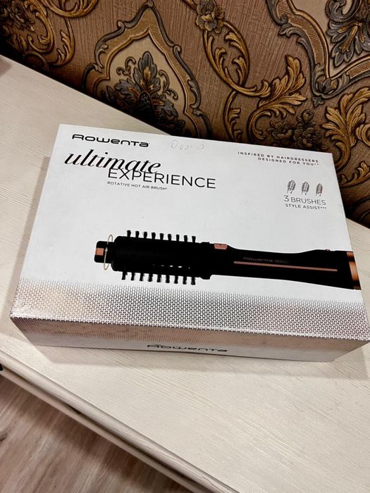 Фен щетка Rowenta