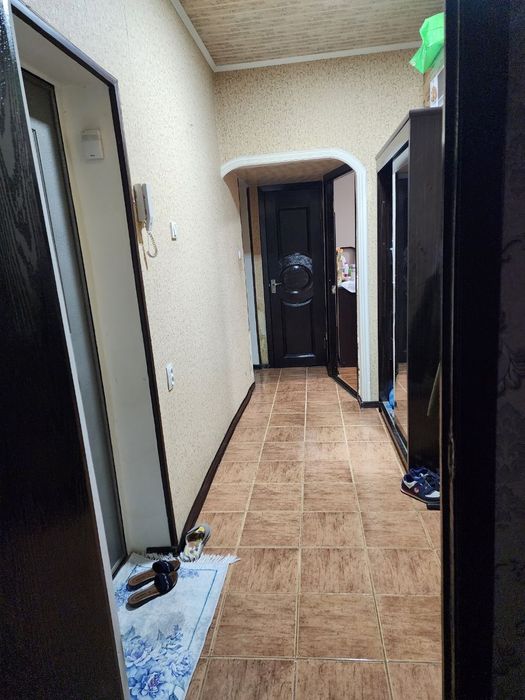 Продается 2-комнатная квартира